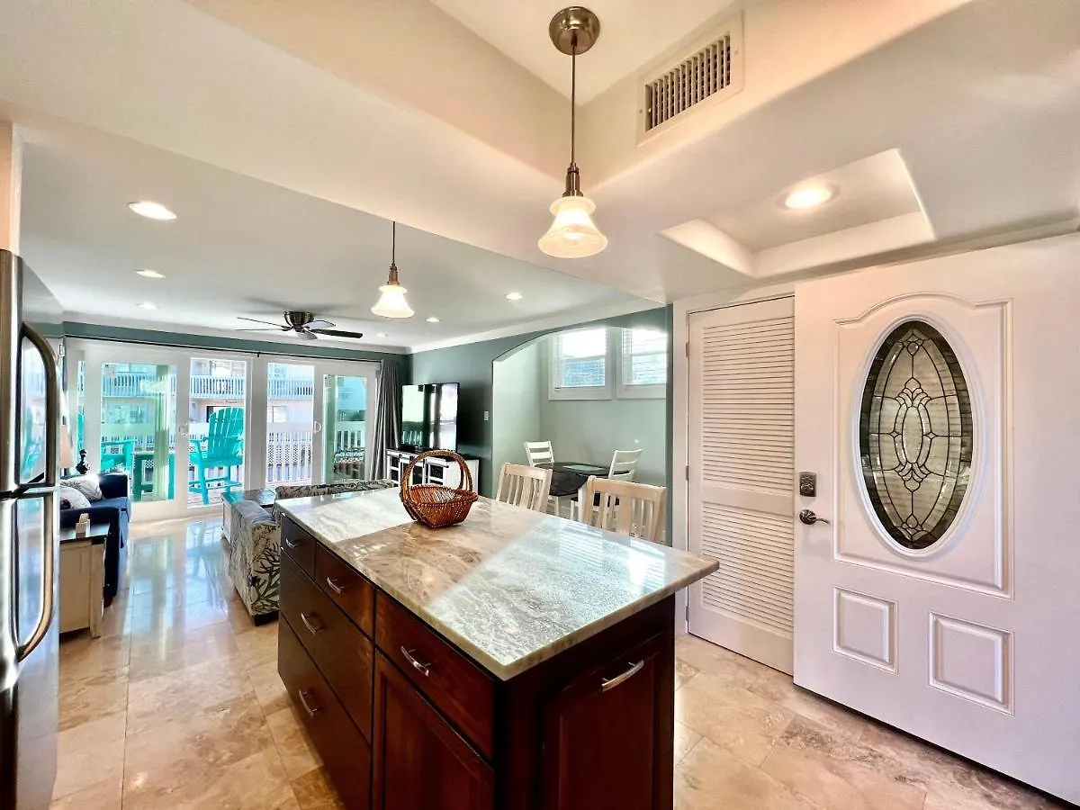 Sandpiper Cove 1048 Destin 0*,  United States